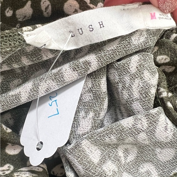 Lush Sammi Cut Leopard Print Bodysuit (Med) - Picture 7 of 7